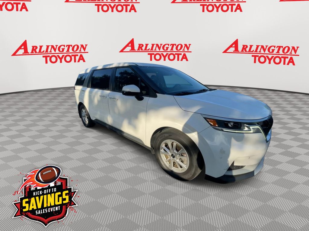 Used 2022 Kia Carnival Van