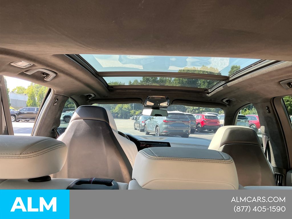 Used 2022 Black BMW Base image 9