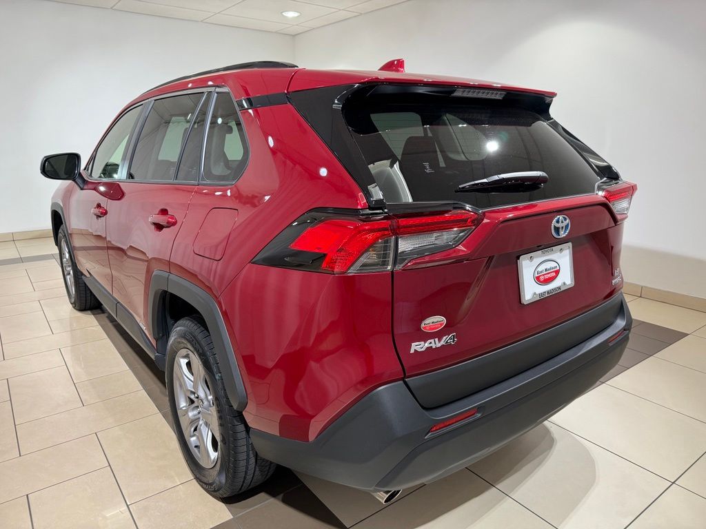 Thumbnail: 2023 Toyota RAV4 - 3