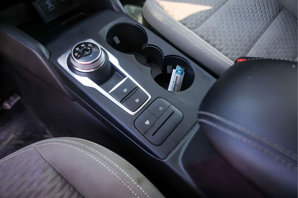 Used Car 2022 Ford Escape  Se For Sale Under $20,000 In Austin, Texas