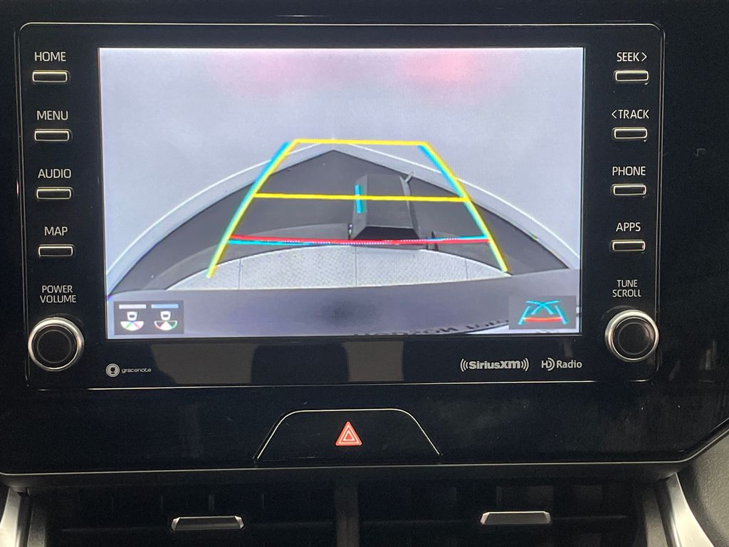 2021 Toyota Venza XLE 25