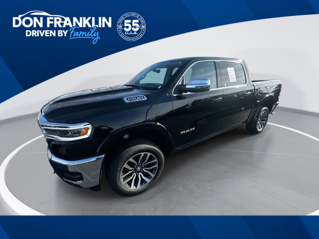 2025 RAM 1500 Limited Crew Cab 4WD