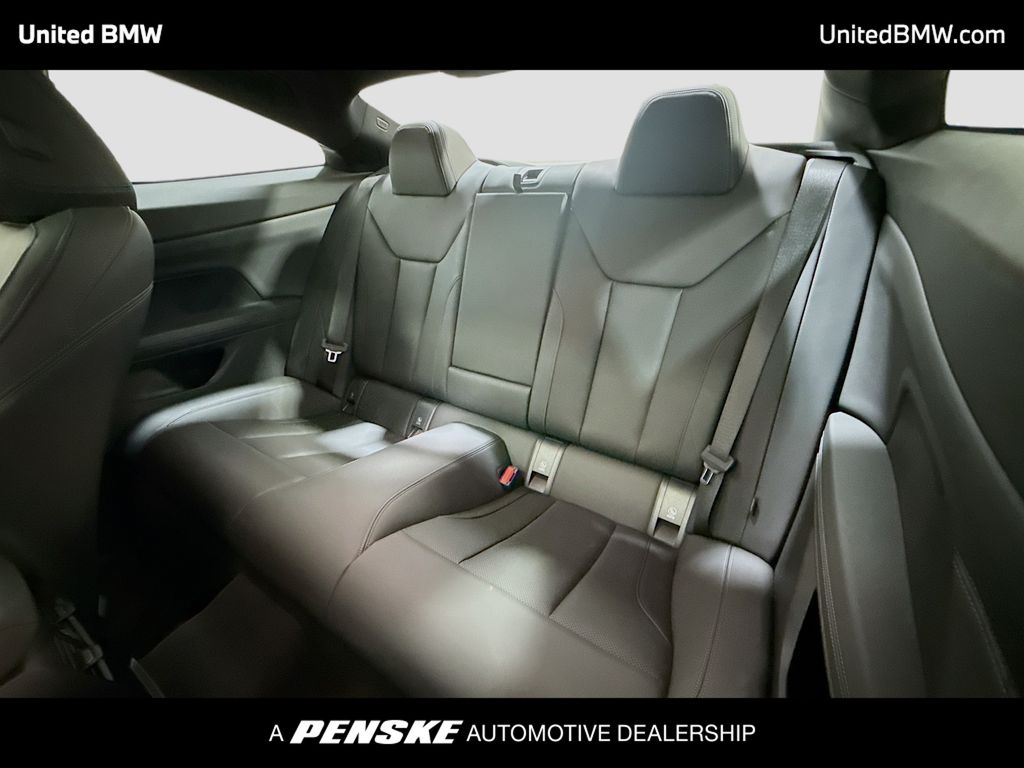 Thumbnail: 2025 BMW 4 Series - 13
