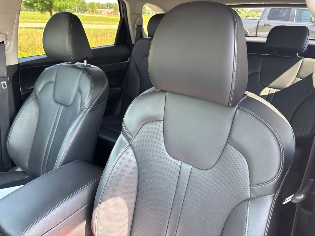 Used 2024 Kia Sorento SUV