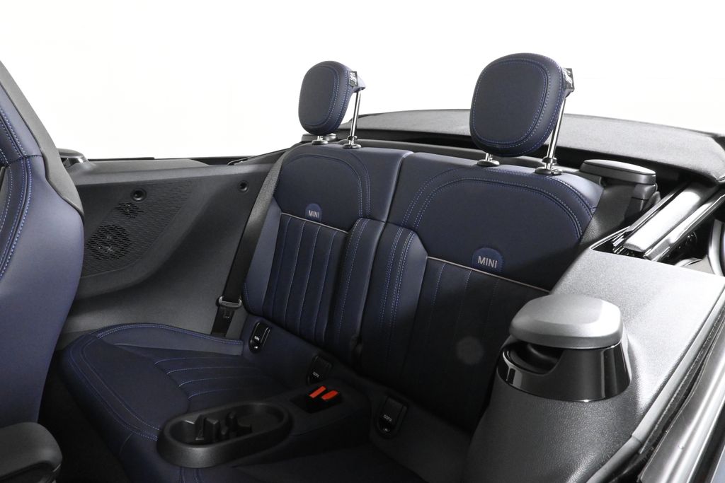 Thumbnail: 2026 MINI Cooper - 4