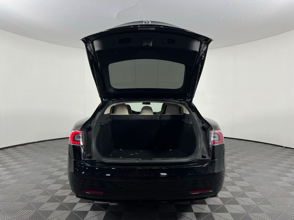 Thumbnail: 2019 Tesla Model S - 9