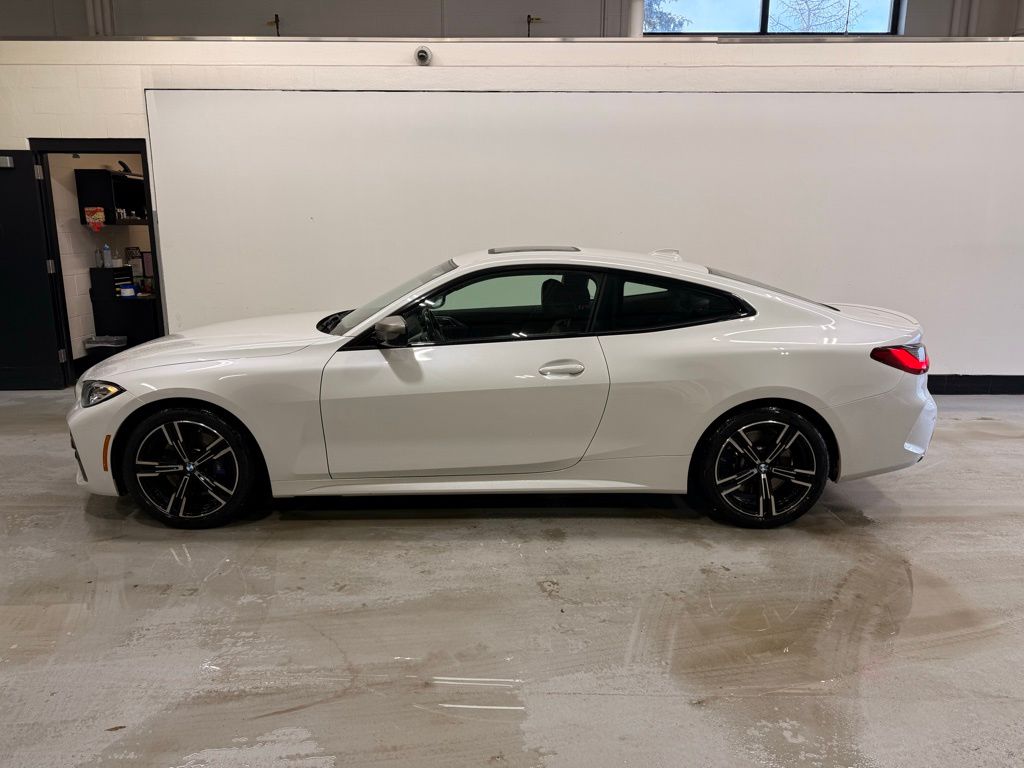 Thumbnail: 2022 BMW 4 Series - 2