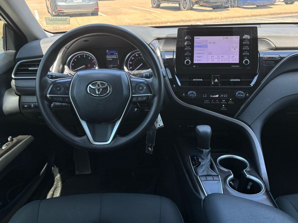2023 Toyota Camry LE photo