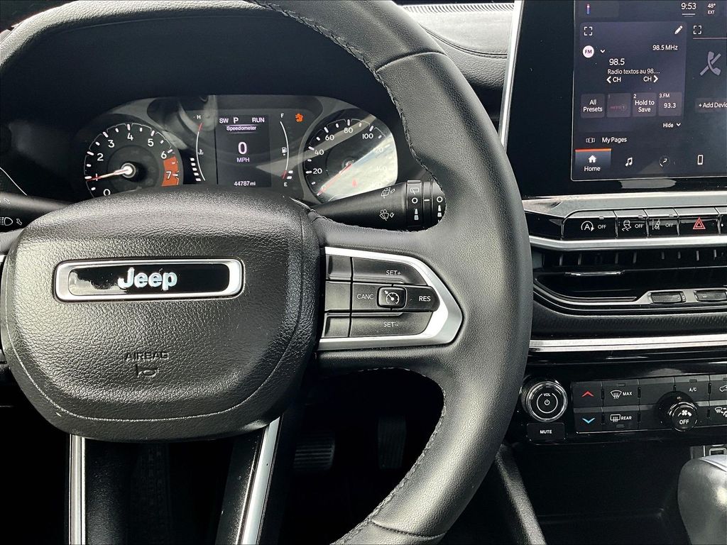 2022 Jeep Compass — photo 24