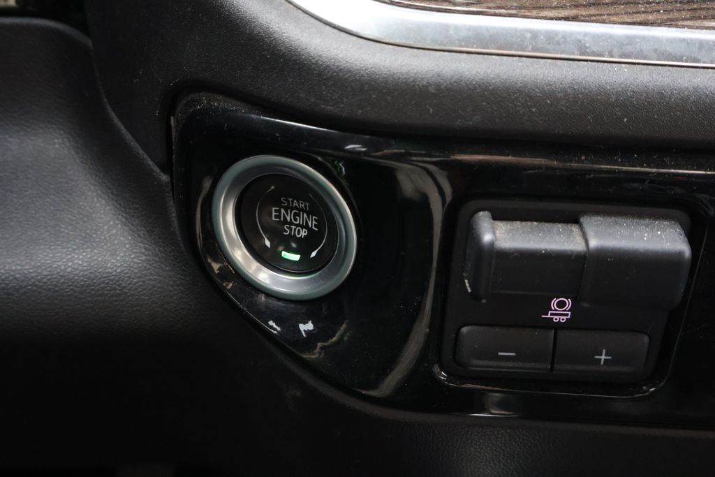 Thumbnail: 2022 Chevrolet Silverado 1500 - 28