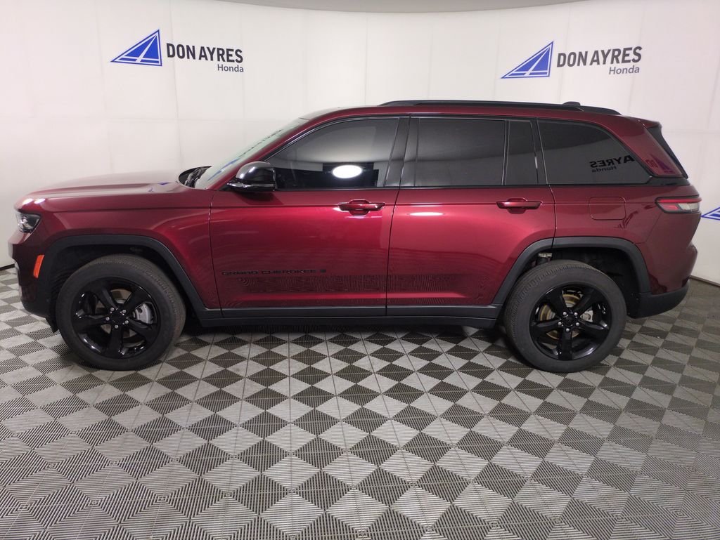 Used 2023 Jeep Grand Cherokee For Sale in Fort Wayne, IN