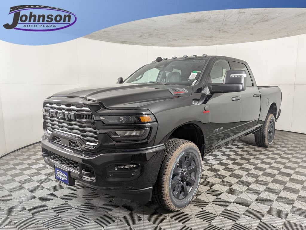 Diamond Black Crystal Pearlcoat 2026 RAM 2500 Pickup Truck Four-Wheel Drive 8-Speed Automatic