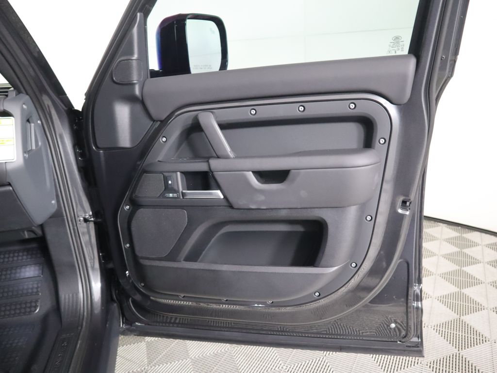 Thumbnail: 2026 Land Rover Defender - 26