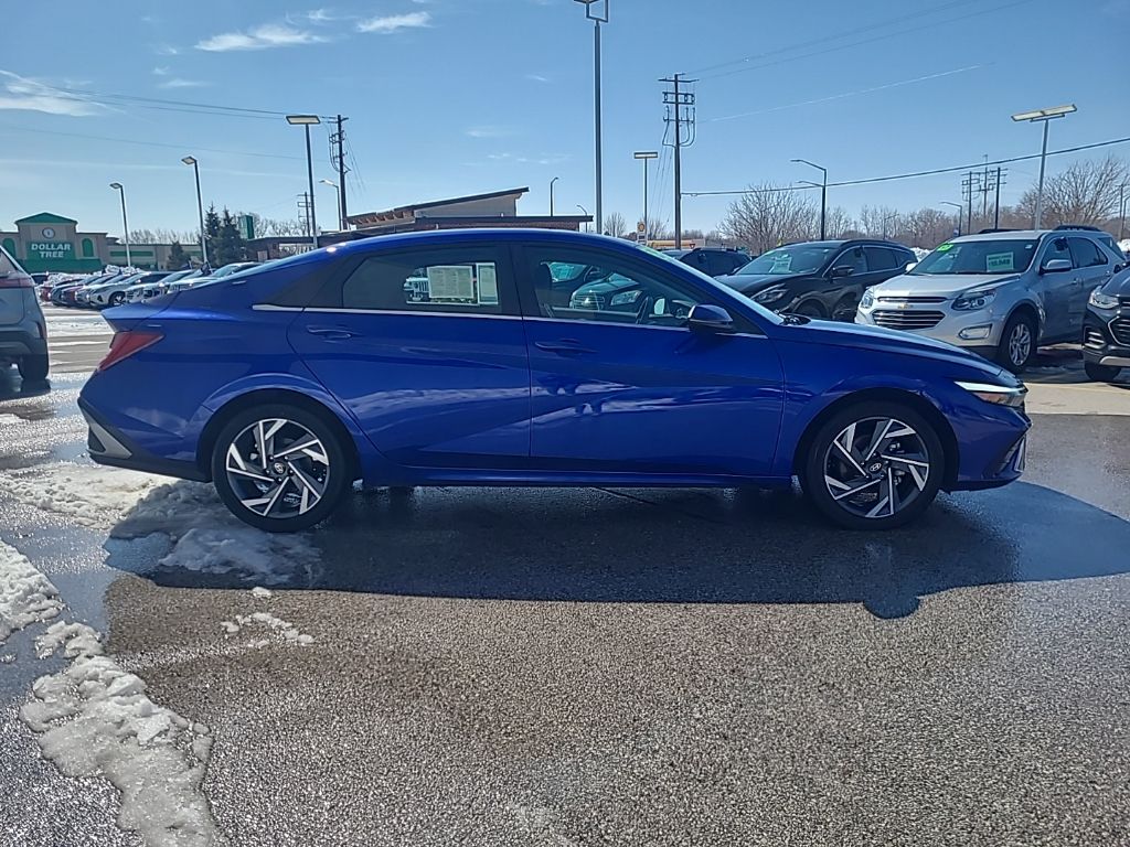 used 2025 Hyundai Elantra Hybrid car, priced at $23,904