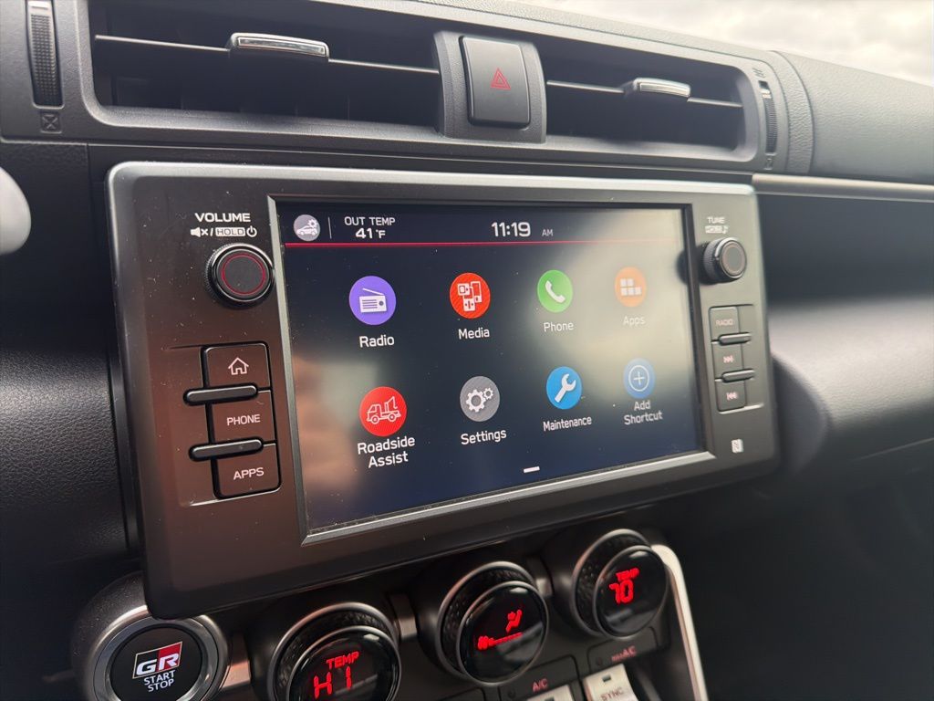 Thumbnail: 2023 Toyota GR86 - 21