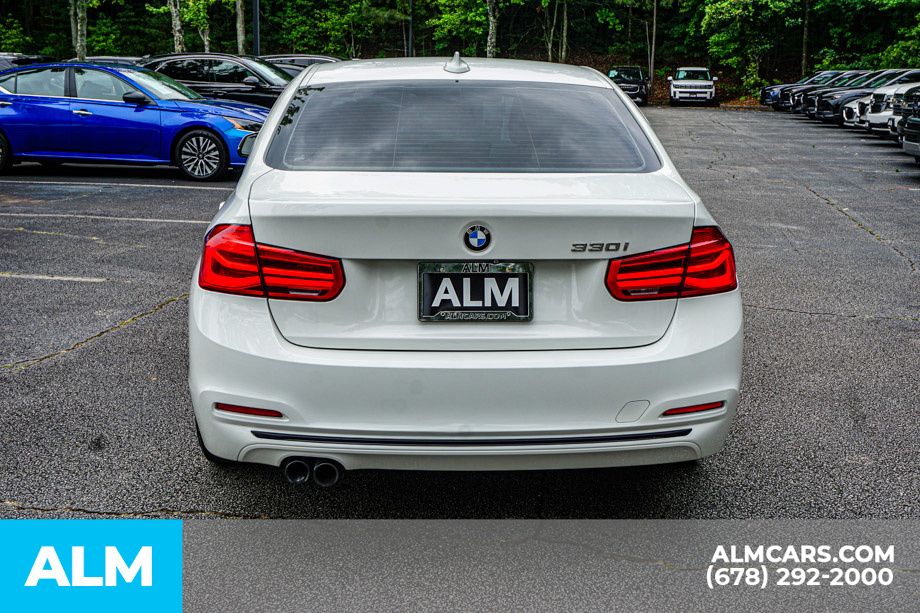 Used 2018 White BMW 330i image 11