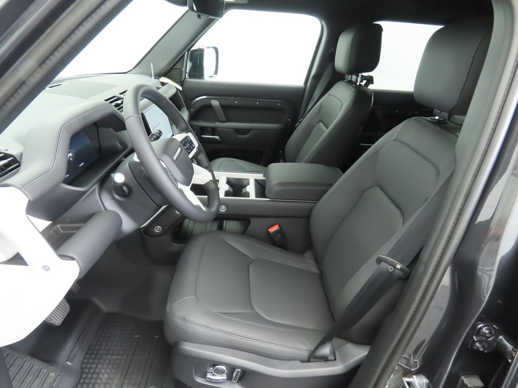 Thumbnail: 2025 Land Rover Defender - 19