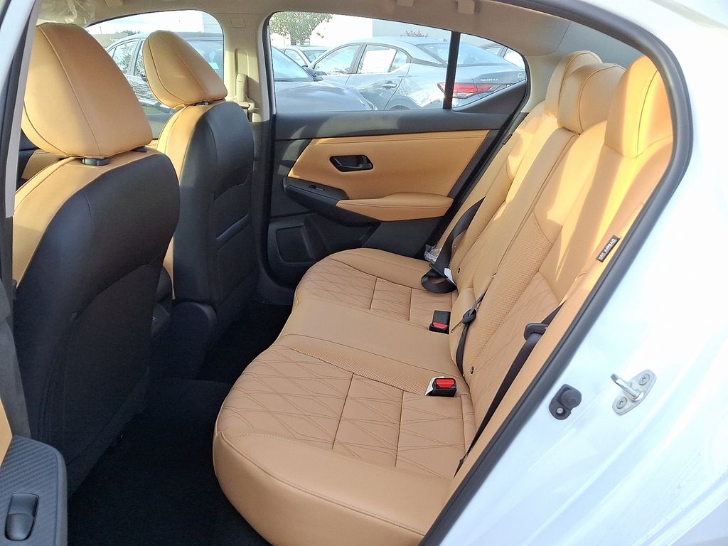 Thumbnail: 2025 Nissan Sentra - 5