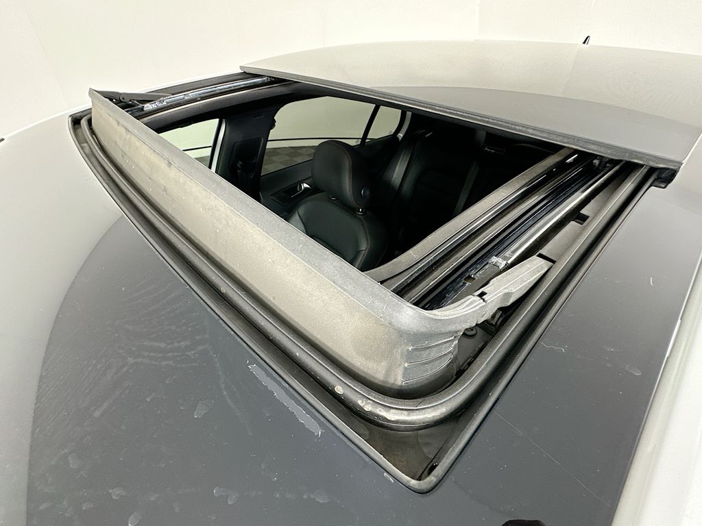 Thumbnail: 2021 Volkswagen Golf - 22