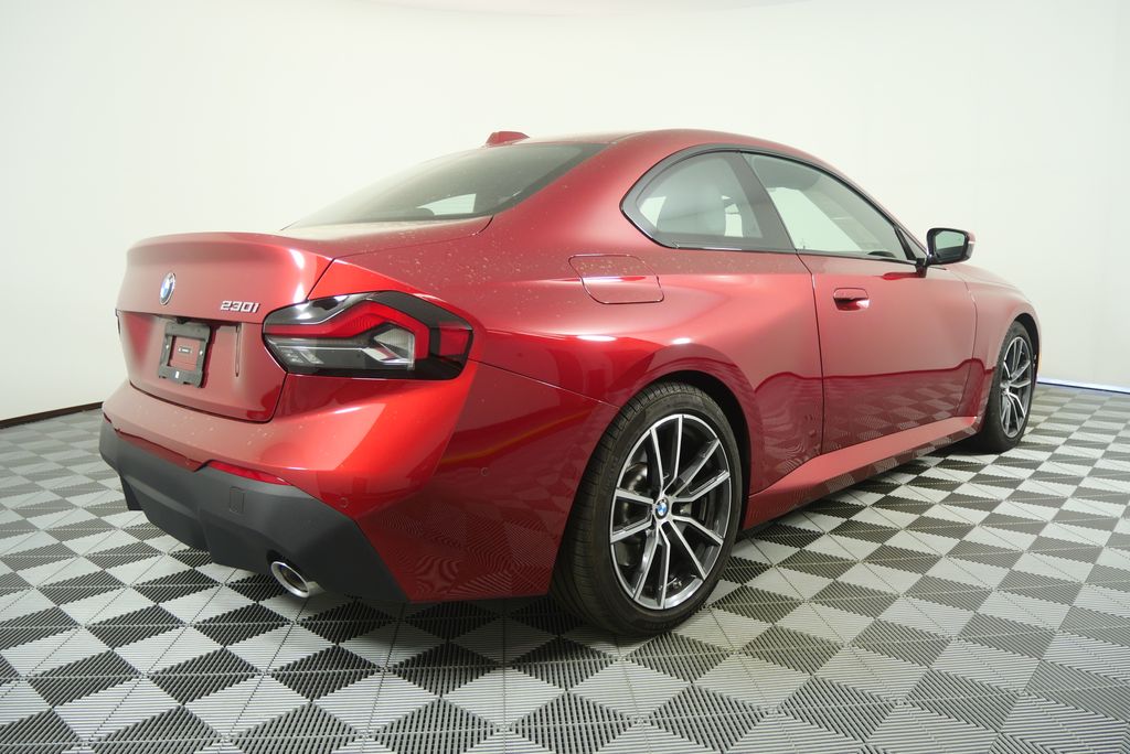 Thumbnail: 2025 BMW 2 Series - 3