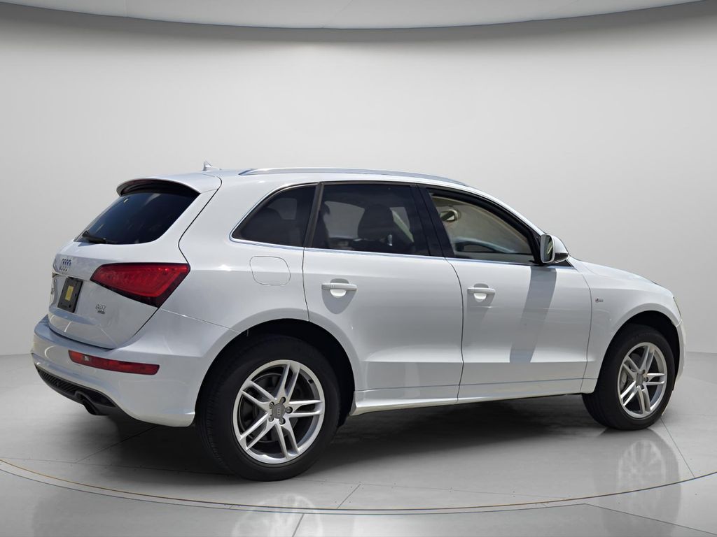 2014 Audi Q5 - $9,998