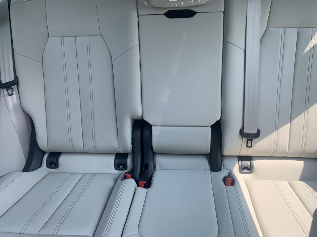 2025 Audi Q5  8