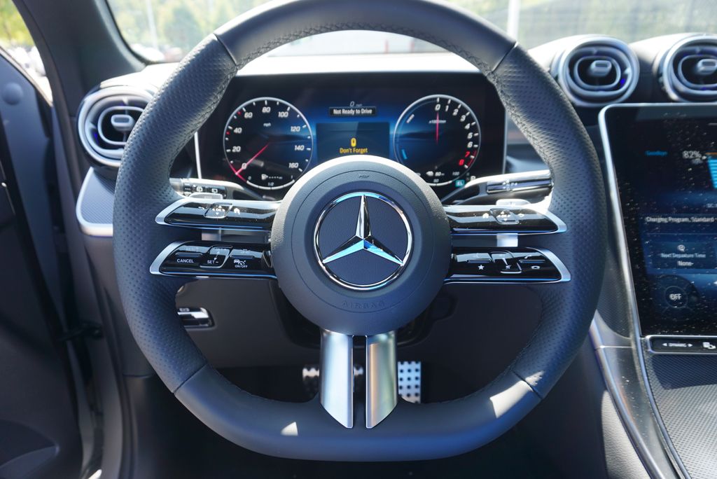 Thumbnail: 2025 Mercedes-Benz GLC - 26