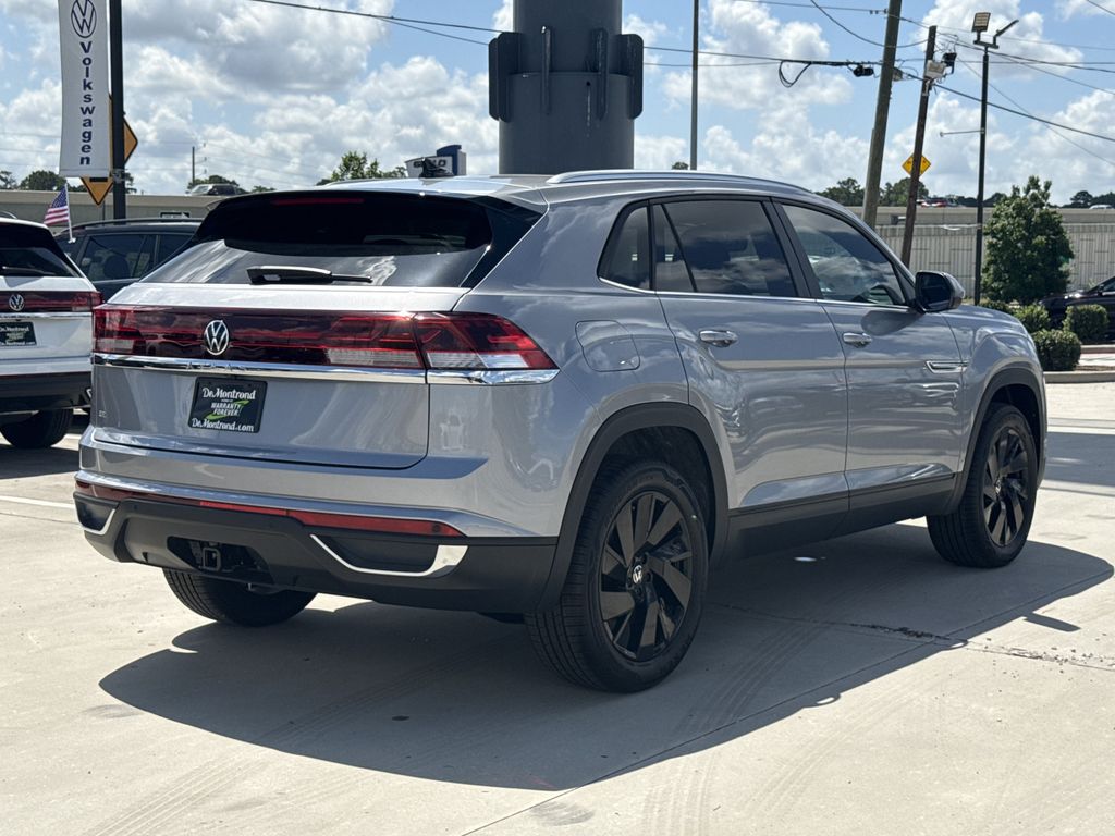 2026 Volkswagen Atlas Cross Sport 2.0T SE w/Technology Silver at DeMontrond Auto Country