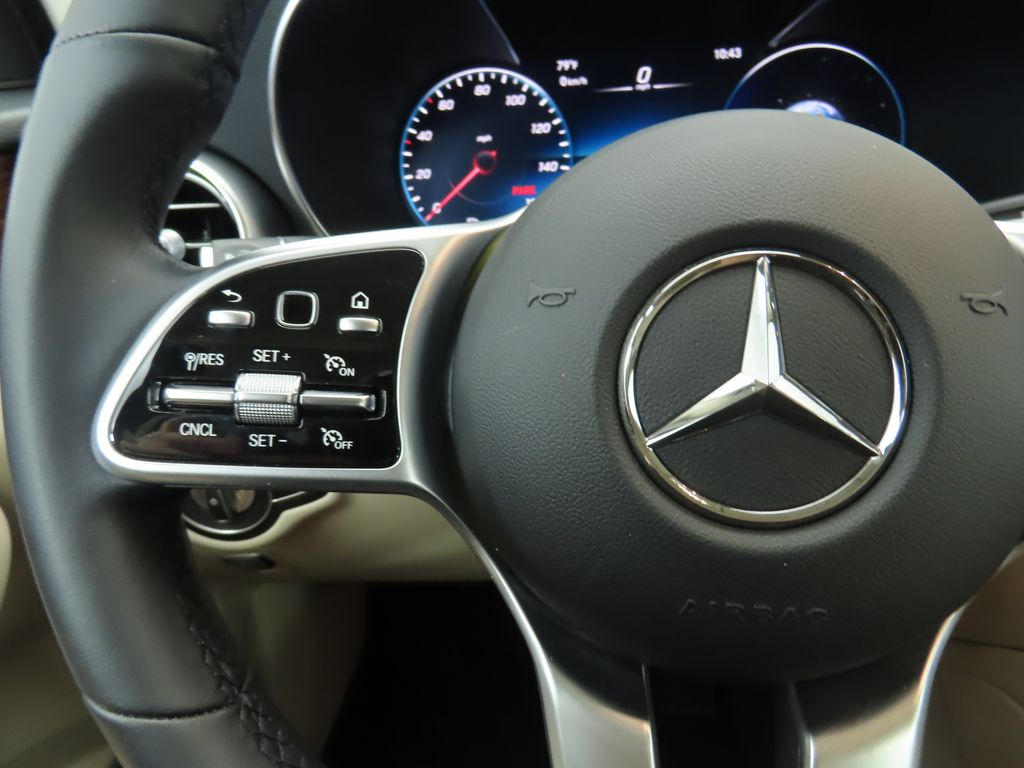 Thumbnail: 2022 Mercedes-Benz GLC - 11