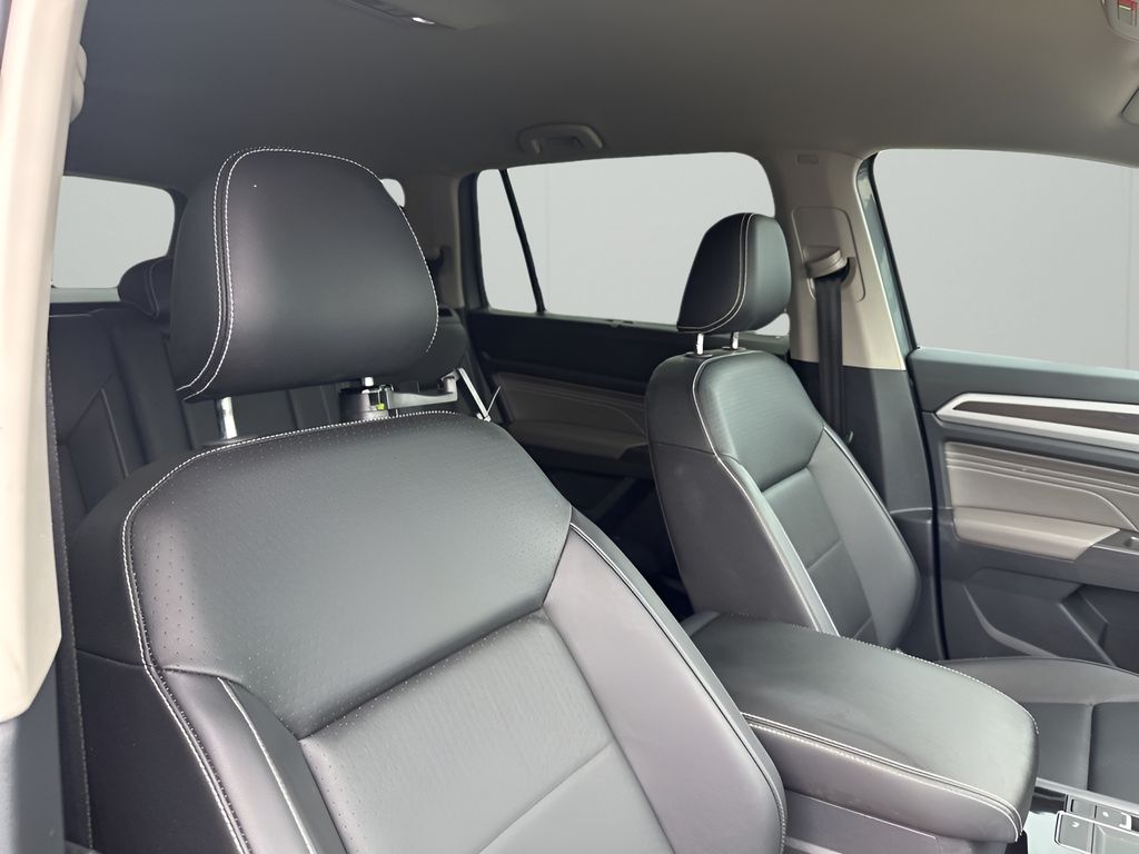 Used Car 2022 Volkswagen Atlas  3.6l V6 Se W/technology For Sale Under $30,000 In Austin, Texas