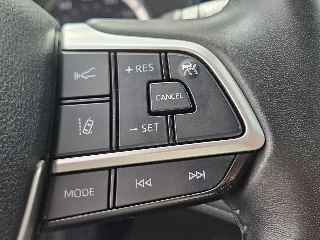 Used Car 2024 Toyota Highlander  Le For Sale Under $35,000 In San Marcos, Texas