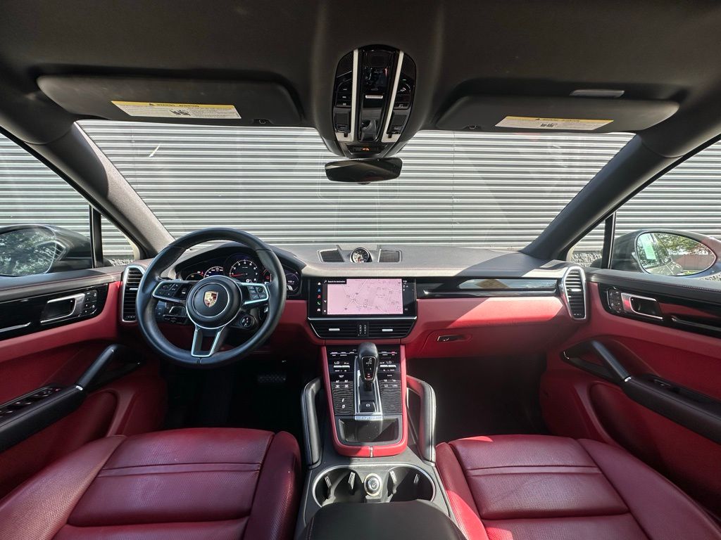 2022 Porsche   32