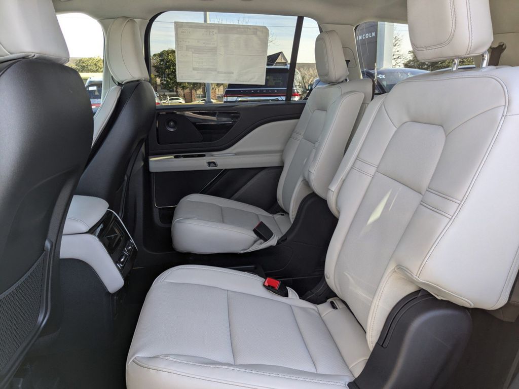 2025 Lincoln Aviator Premiere