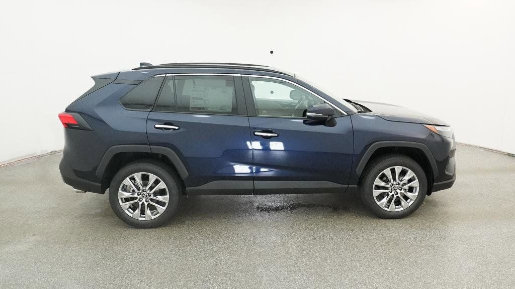 Thumbnail: 2025 Toyota RAV4 - 20