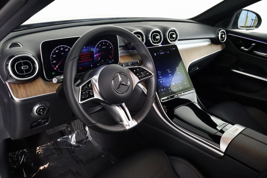 Thumbnail: 2024 Mercedes-Benz C-Class - 7