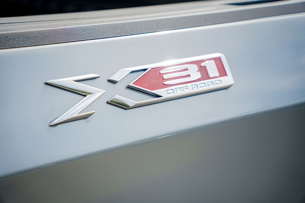 New 2026 Silver GMC SLT image 26