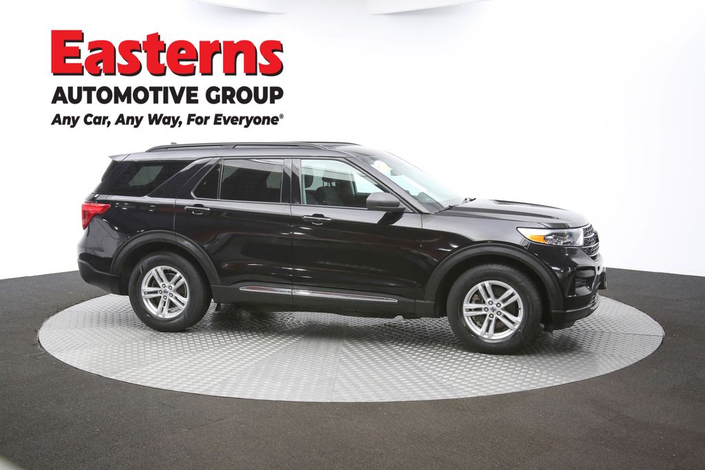 Used 2021 Black Ford XLT image 45