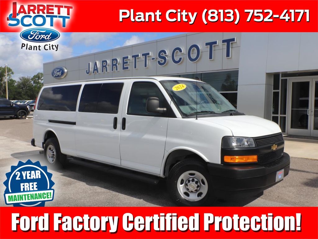 2024 Chevrolet Express 3500 LS Extended RWD