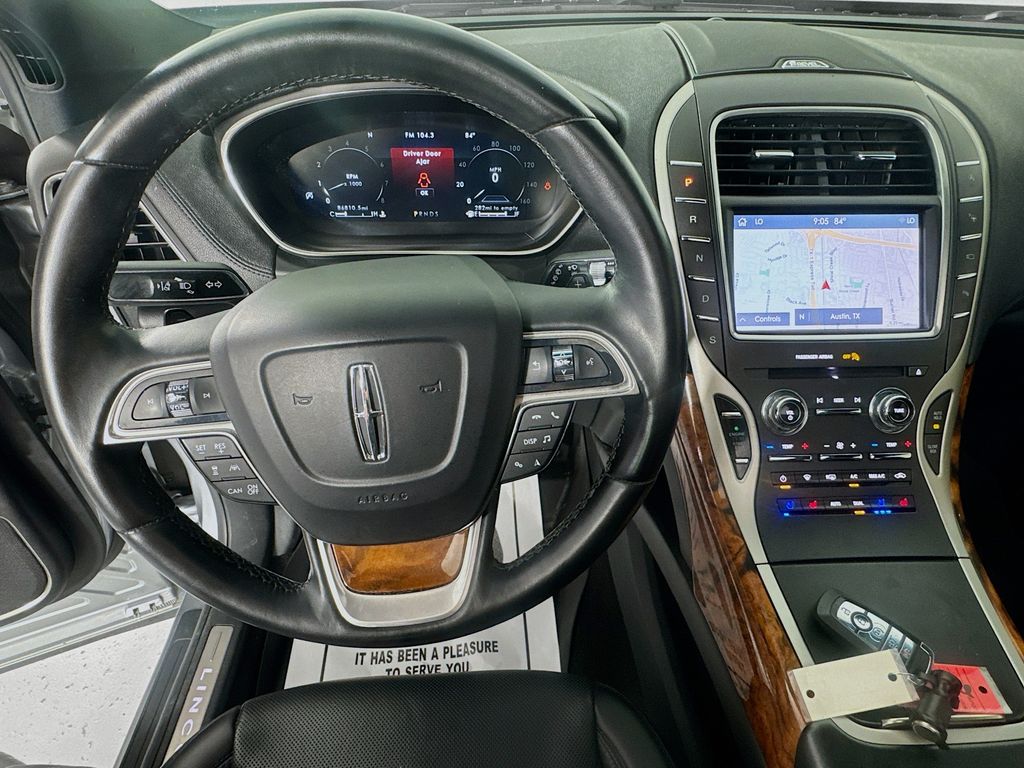 Used Car 2020 Lincoln Nautilus  Reserve For Sale Under $25,000 In Austin, Texas