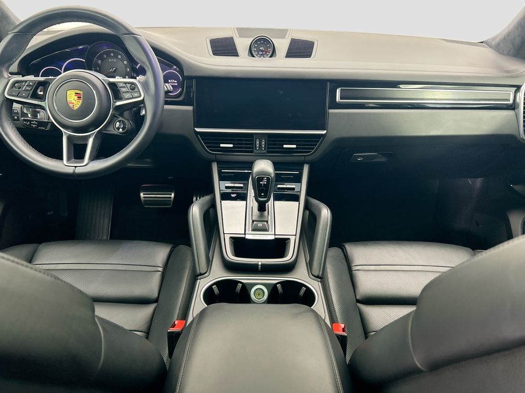 Thumbnail: 2021 Porsche Cayenne - 15