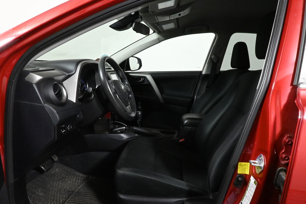 Thumbnail: 2017 Toyota RAV4 - 3