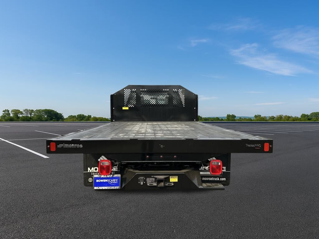 New 2025 Ford Super Duty F-350 Chassis Regular Cab (DRW) 169" Wheelbase XL