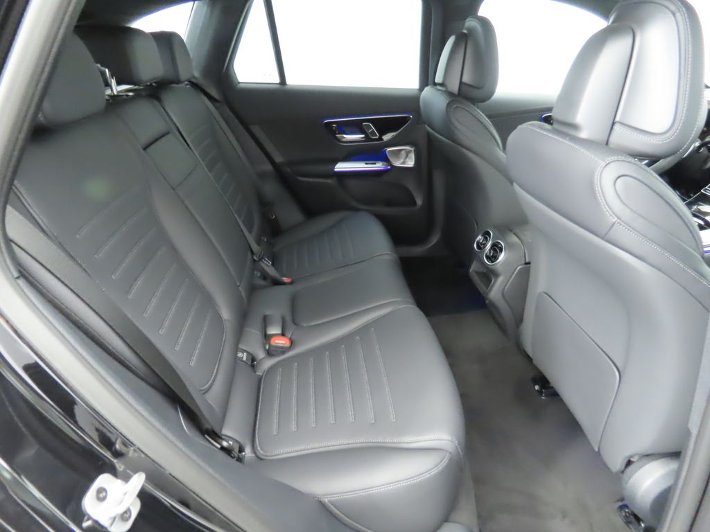 Thumbnail: 2026 Mercedes-Benz GLC - 22