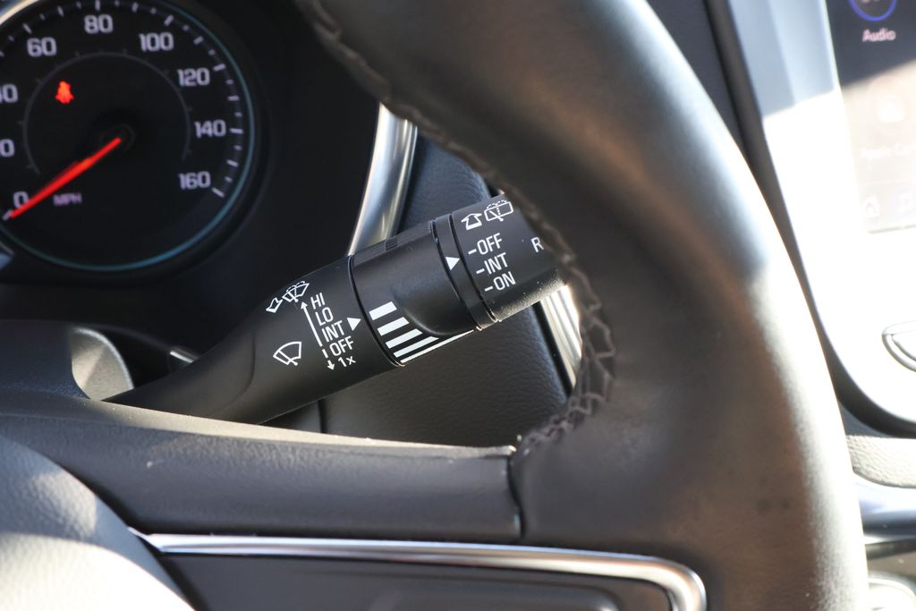 Thumbnail: 2024 Chevrolet Equinox - 24