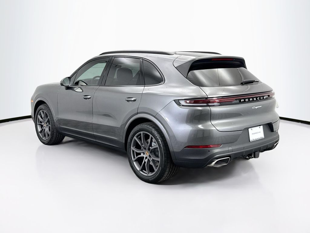Thumbnail: 2026 Porsche Cayenne - 3