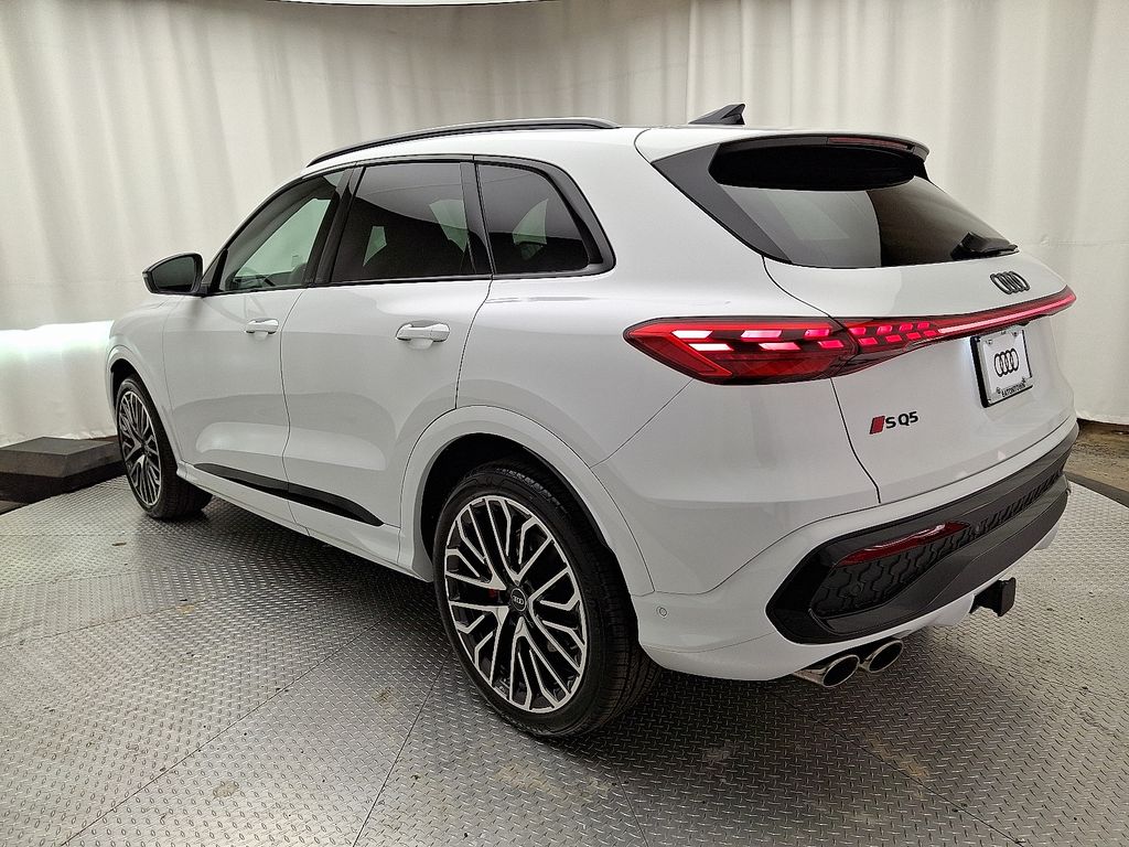 Thumbnail: 2025 Audi SQ5 - 4