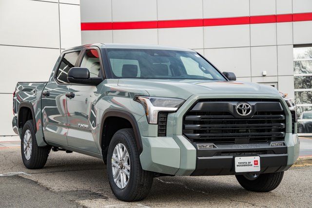 2026 Toyota Tundra SR5 CrewMax Cab 4WD
