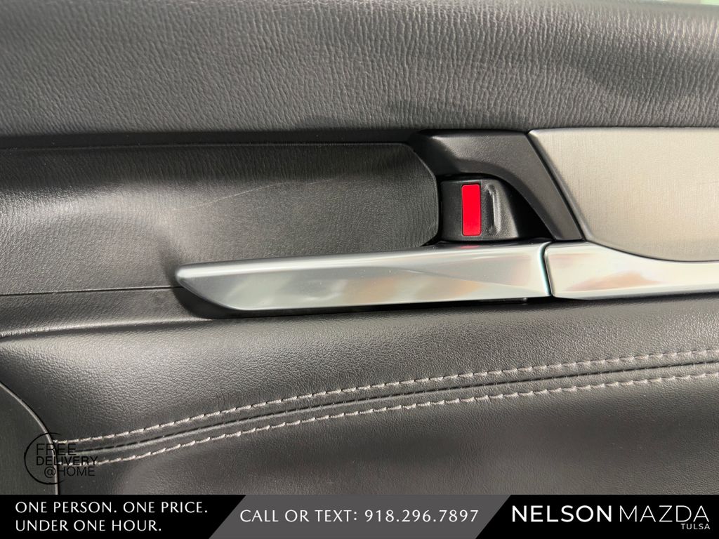 Used 2018 Silver Mazda Touring image 46