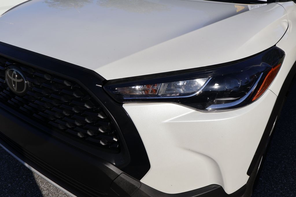 Thumbnail: 2023 Toyota Corolla Cross - 3