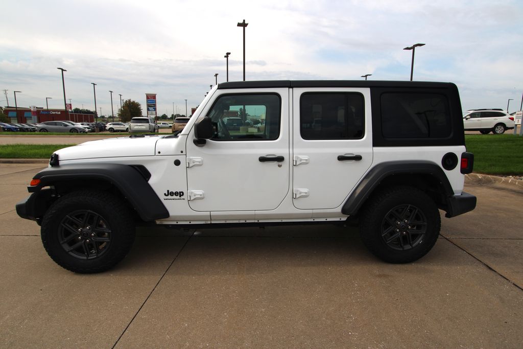 Used 2024 Jeep Wrangler SUV